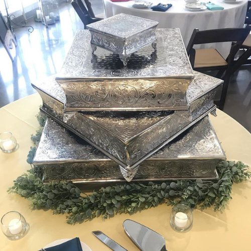 Stacked cake stands